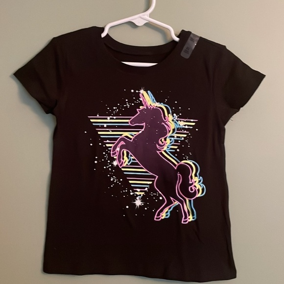 The Children Place Tee with UNICORN graphic design at front. Black, size XS (4). - Picture 13 of 17